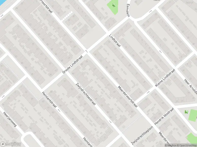 Ambulance met gepaste spoed naar de Meerdervoortstraat in Rotterdam