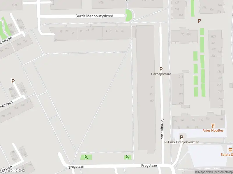 Ambulance met gepaste spoed naar de Gerrit Mannourystraat in Amsterdam