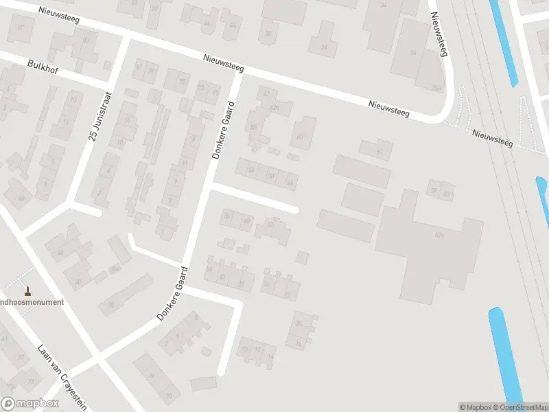 Brandweer met grote spoed naar de Bulkstraat in Tricht vanwege gebouwbrand