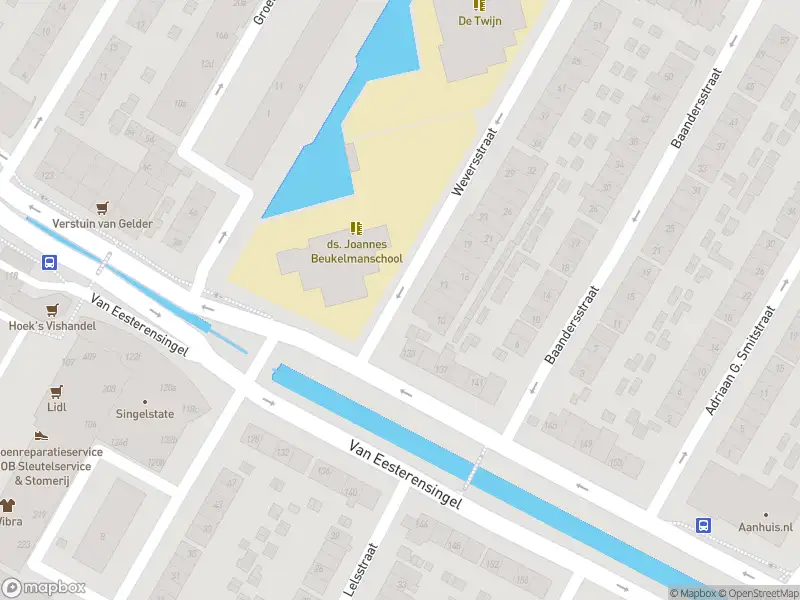 Ambulance naar de Weversstraat in Alblasserdam