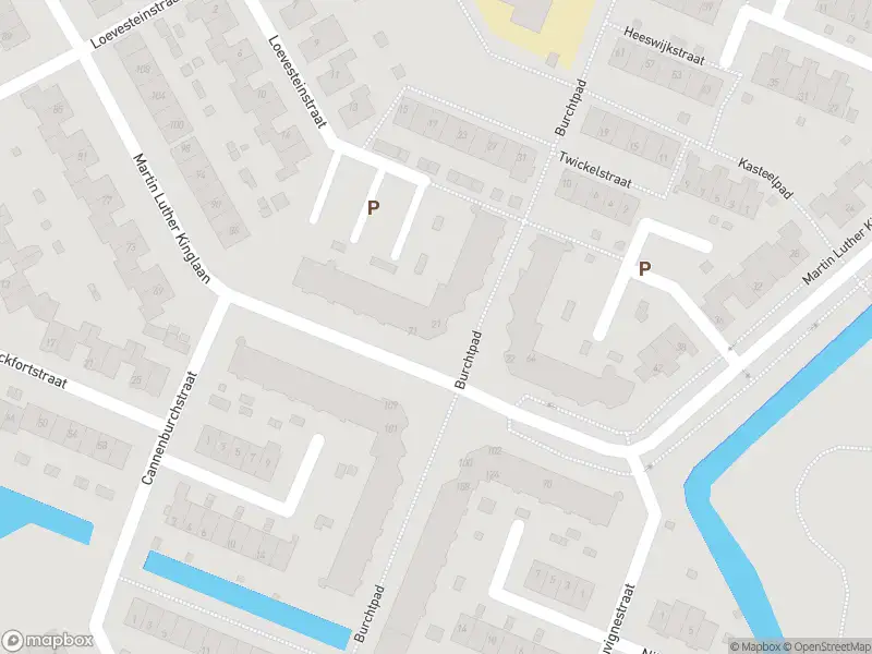 Ambulance met gepaste spoed naar de Burchtpad in Hellevoetsluis