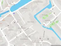 Ambulance met grote spoed naar de De OuDe Bleijk in Leidschendam