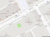 Ambulance met gepaste spoed naar de Kraaiennest in Amsterdam