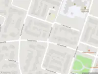 Brandweer met grote spoed naar de Lindberghstraat in Roermond vanwege gebouwbrand