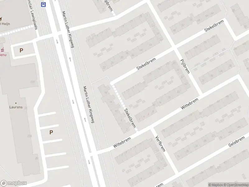 Ambulance met grote spoed naar de Stekelbrem in Rotterdam