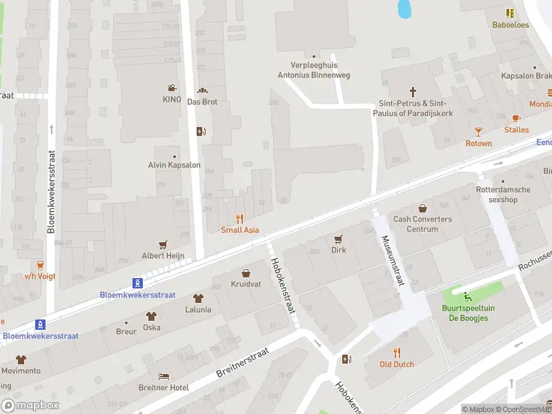 Ambulance met grote spoed naar de Nieuwe Binnenweg in Rotterdam