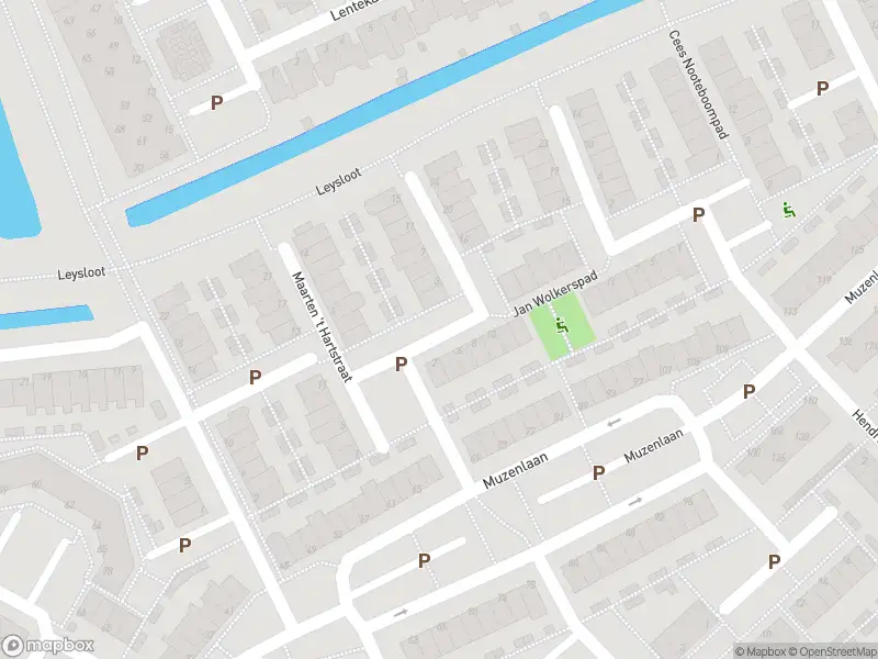 Ambulance met gepaste spoed naar de Simon Vinkenoogstraat in Leiderdorp