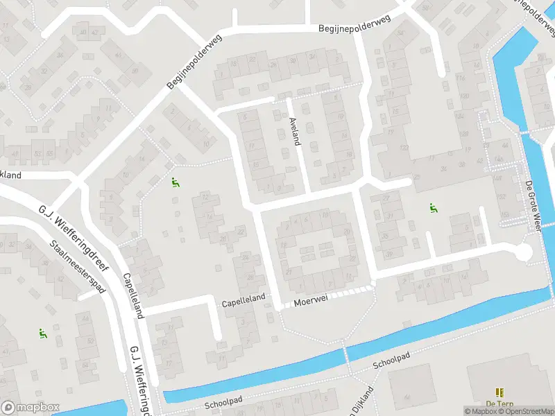 Ambulance met grote spoed naar de Aveland in Weesp