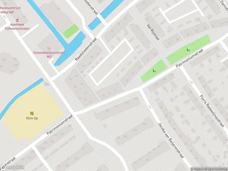 Ambulance met grote spoed naar de Burgemeester Tukkerhof in Leerdam