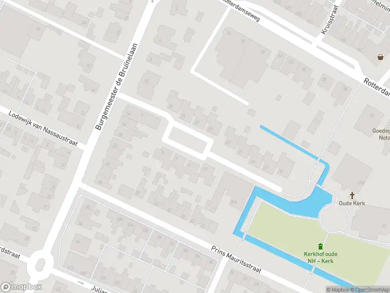 Ambulance met grote spoed naar de Willem-Alexanderhof in Zwijndrecht