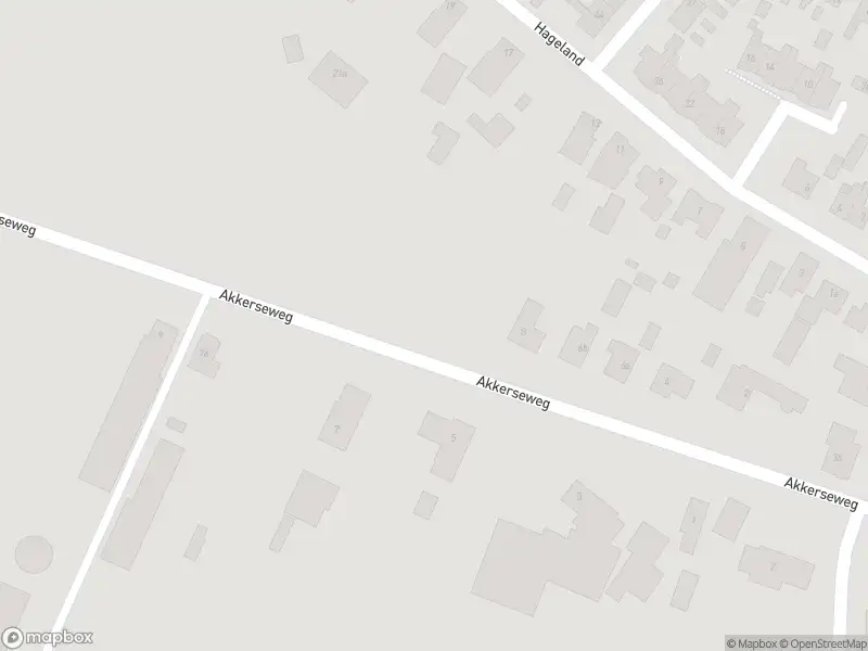 Brandweer met gepaste spoed naar de Akkerseweg in Hedel