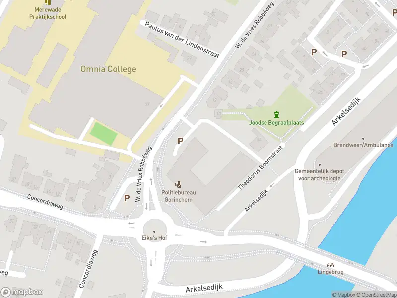 Ambulance met gepaste spoed naar de W. de Vries Robbéweg in Gorinchem