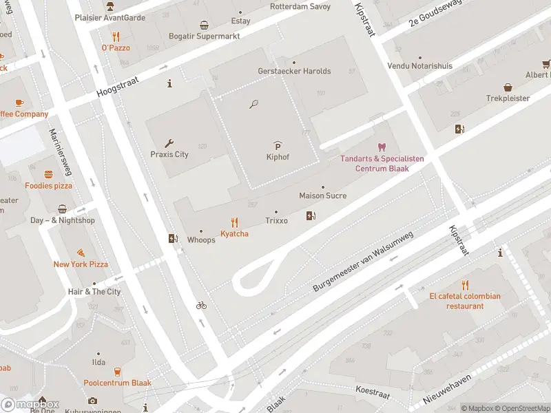 Ambulance met gepaste spoed naar de Groenendaal in Rotterdam