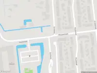 Brandweer met grote spoed naar de Pluvierhof in Hellevoetsluis vanwege stankoverlast