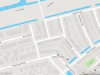 Ambulance met grote spoed naar de Tulpstraat in Capelle aan den IJssel