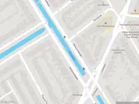 Ambulance met grote spoed naar de Rembrandtkade in Rijswijk