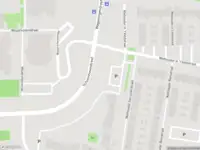 Ambulance met gepaste spoed naar de Wethouder In 't Veldstraat in Amsterdam