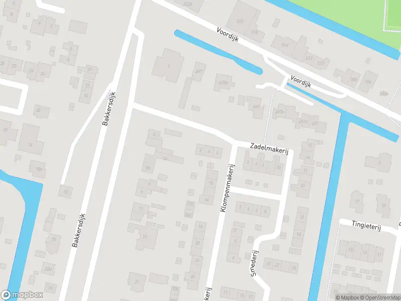 Ambulance met grote spoed naar de Klompenmakerij in Barendrecht