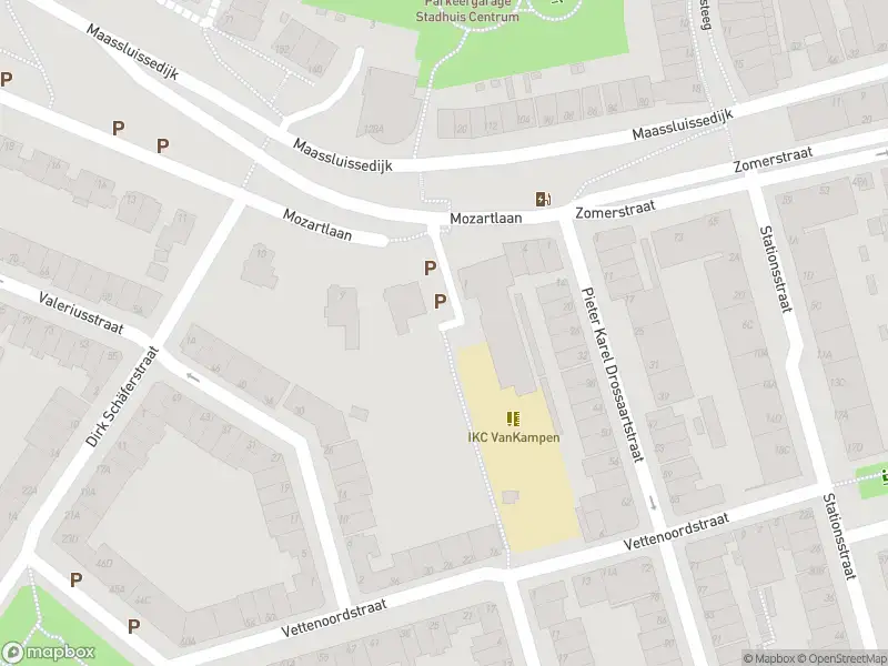 Ambulance met grote spoed naar de Willem Pijperstraat in Vlaardingen