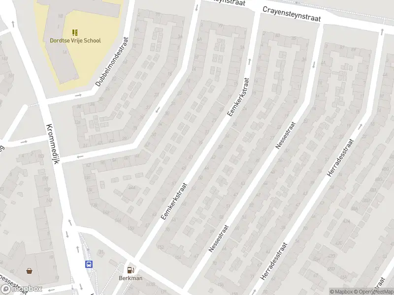 Ambulance met gepaste spoed naar de Eemkerkstraat in Dordrecht