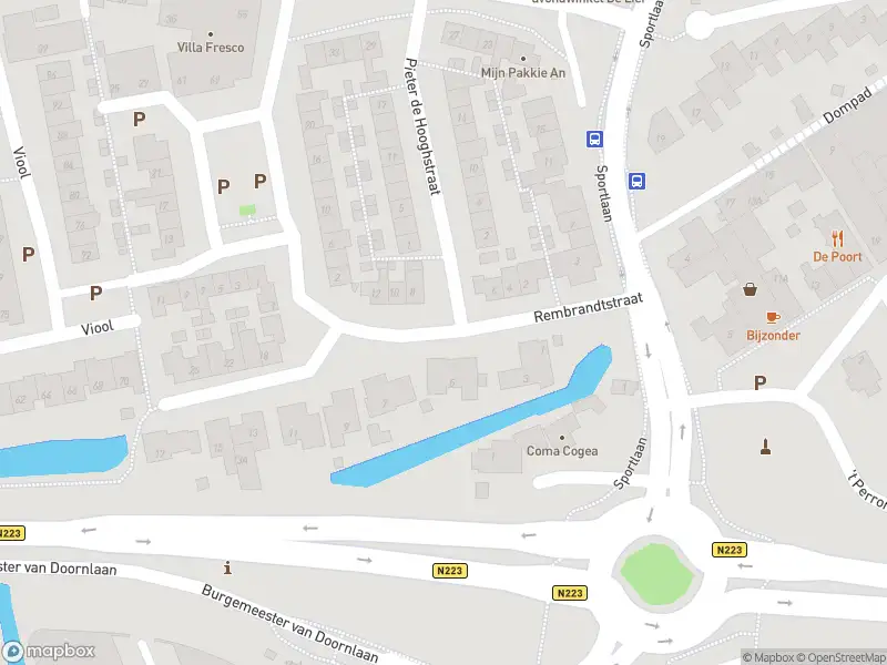 Brandweer met gepaste spoed naar de Rembrandtstraat in De Lier vanwege afhijsen patient