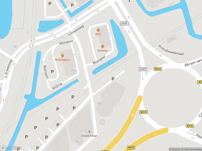 Ambulance met gepaste spoed naar de Rhijnspoor in Capelle aan den IJssel