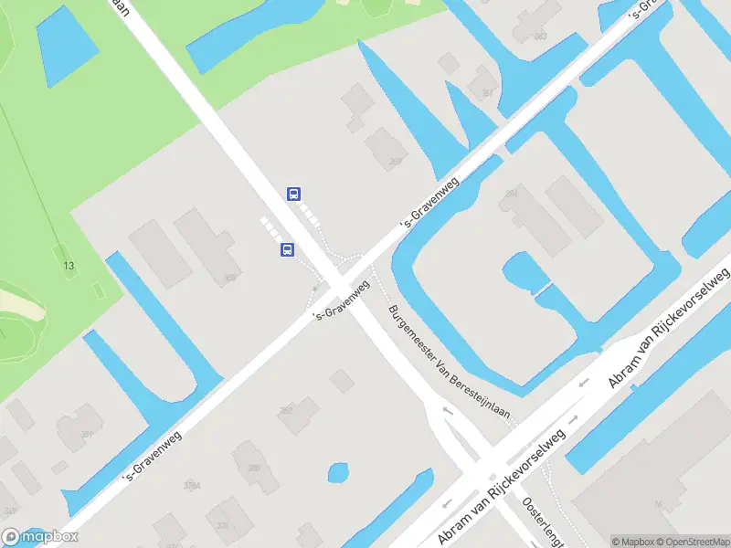 Ambulance met grote spoed naar de 's-Gravenweg in Capelle aan den IJssel