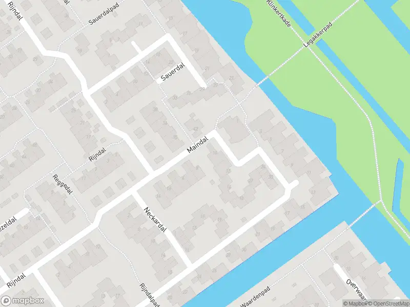 Ambulance met grote spoed naar de Maindal in Capelle aan den IJssel