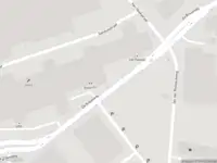 Ambulance met grote spoed naar de De Brauwweg in Schiedam