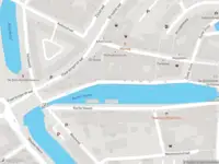 Ambulance met gepaste spoed naar de Korte Haven in Schiedam