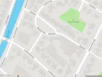 Brandweer met grote spoed naar de Iepenlaan in Sneek vanwege gebouwbrand