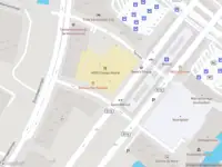 Ambulance met gepaste spoed naar de Gare du Nord in Amsterdam