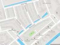 Ambulance met grote spoed naar de Ranonkelstraat in Capelle aan den IJssel