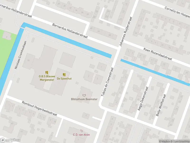 Ambulance met gepaste spoed naar de Tobias de Coenestraat in Middenbeemster