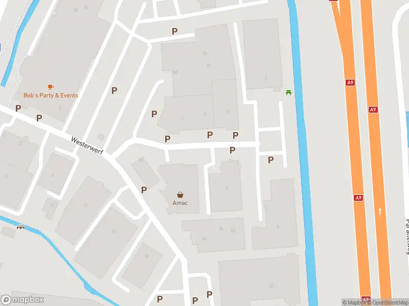 Ambulance met grote spoed naar de Oosterwerf in Uitgeest