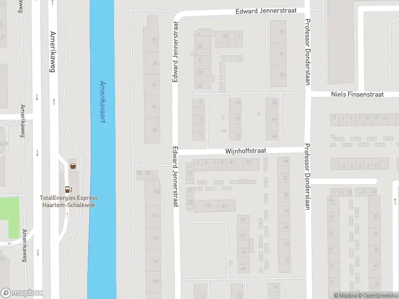 Ambulance met gepaste spoed naar de Wijnhoffstraat in Haarlem