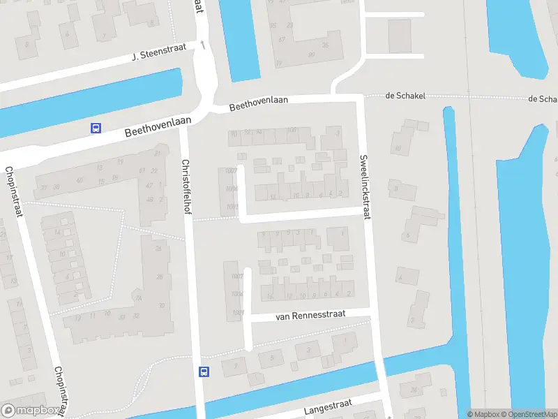 Ambulance met gepaste spoed naar de Diepenbrockstraat in Schagen