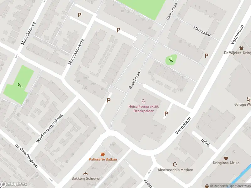 Ambulance met grote spoed naar de Beatrixlaan in Beverwijk