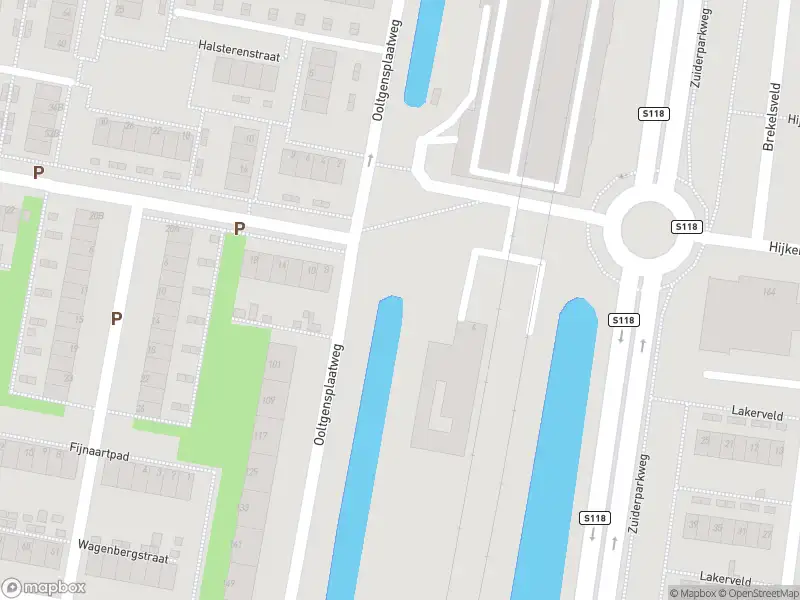 Ambulance met grote spoed naar de Sliedrechtstraat in Rotterdam