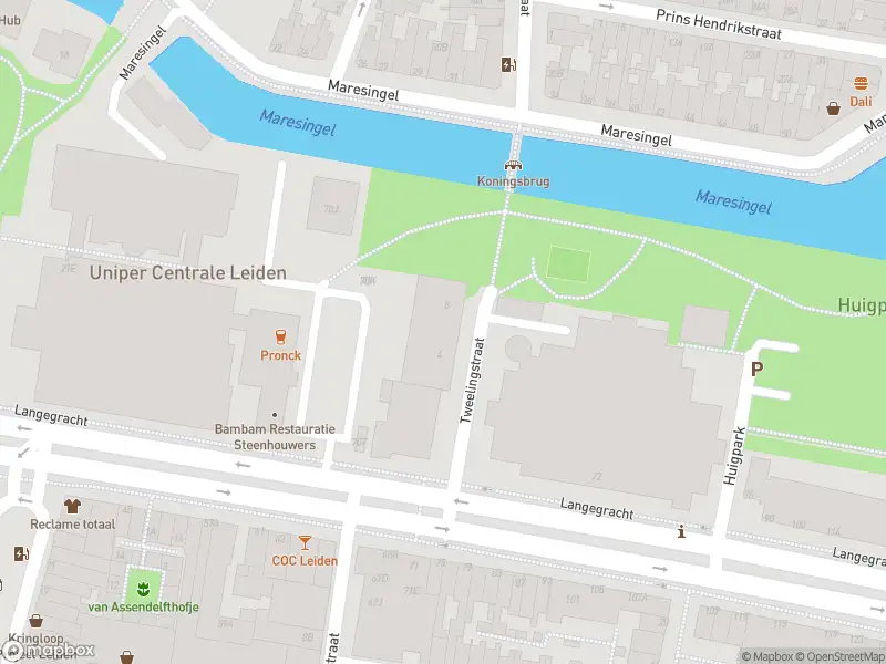 Traumahelikopter naar de Papegaaisbolwerk in Leiden