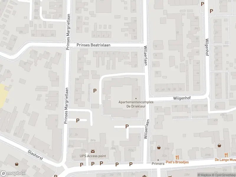 Brandweer met grote spoed naar de De Voorposten in Scherpenzeel vanwege gebouwbrand