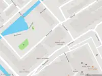 Ambulance met gepaste spoed naar de Buizerdhof in Capelle aan den IJssel