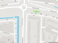 Ambulance met grote spoed naar de Van Beethovensingel in Vlaardingen