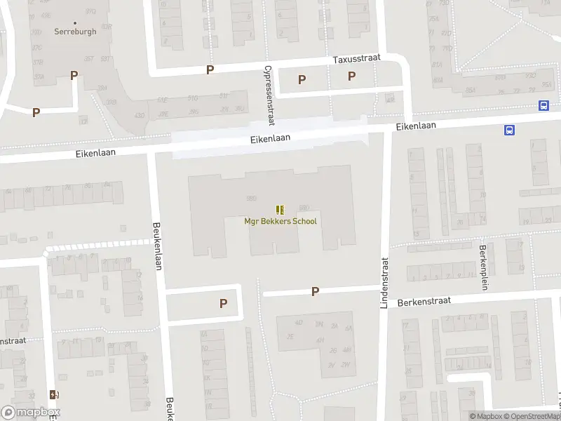 Ambulance met gepaste spoed naar de Eikenlaan in Spijkenisse