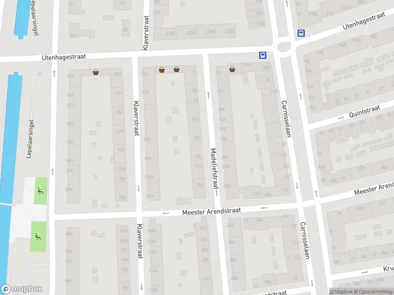 Ambulance met grote spoed naar de Madeliefstraat in Rotterdam