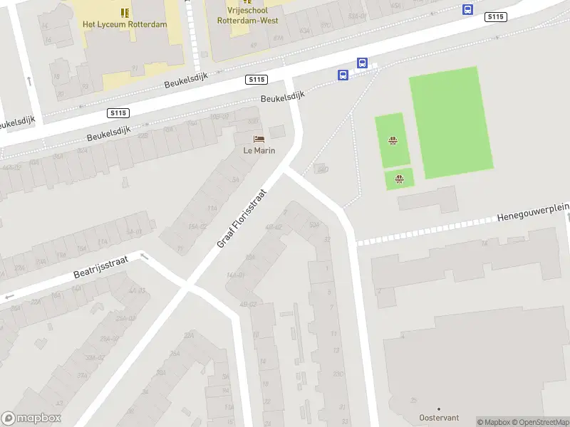 Ambulance met gepaste spoed naar de Graaf Florisstraat in Rotterdam