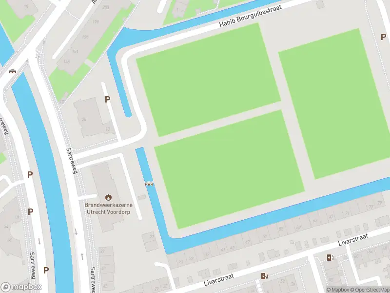 Brandweer met gepaste spoed naar de Tomas Masarykstraat in Utrecht vanwege afhijsen patient