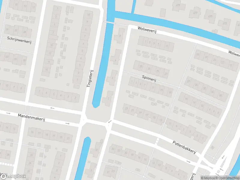 Ambulance met grote spoed naar de Spinnerij in Barendrecht