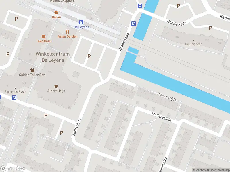 Ambulance met grote spoed naar de Osbornezijde in Zoetermeer