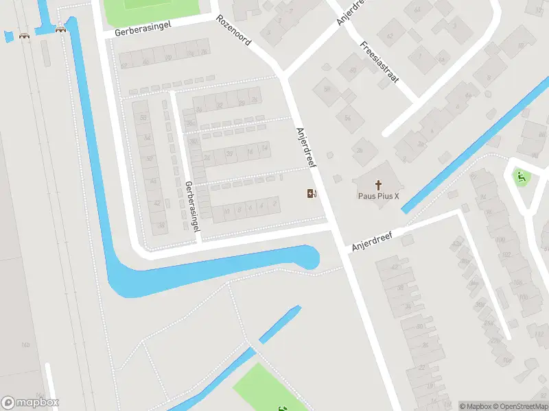 Ambulance met grote spoed naar de Gerberasingel in Berkel en Rodenrijs